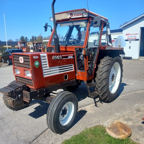 Fiat 60-90 veterantraktor hos MT Auto &amp; Maskiner i Roslev